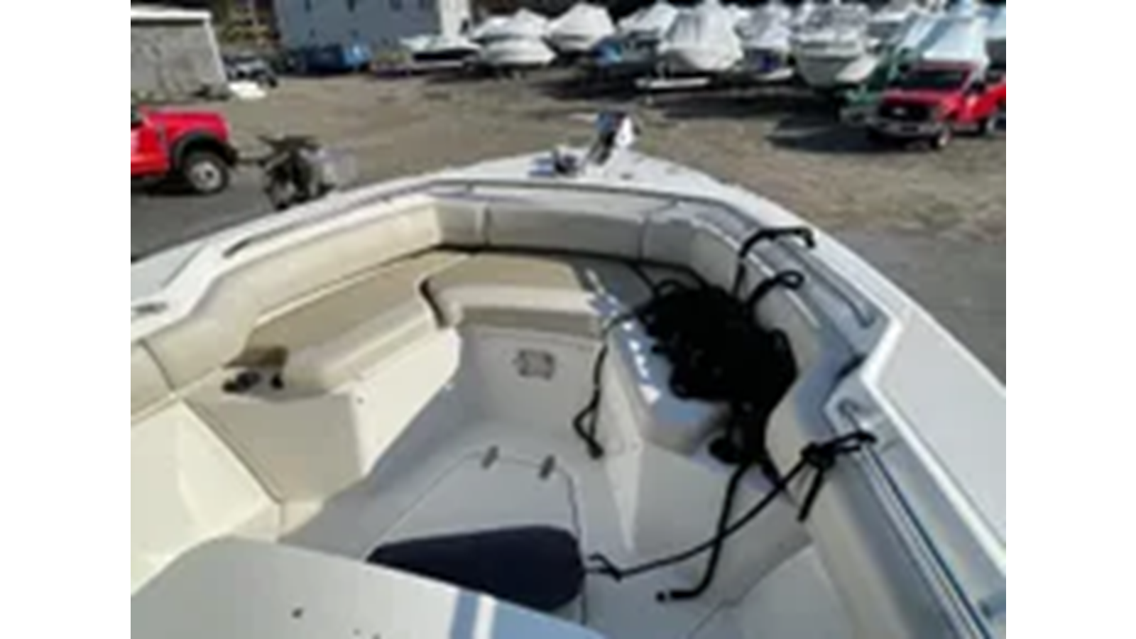 2021-boston-whaler-25-0ab68b