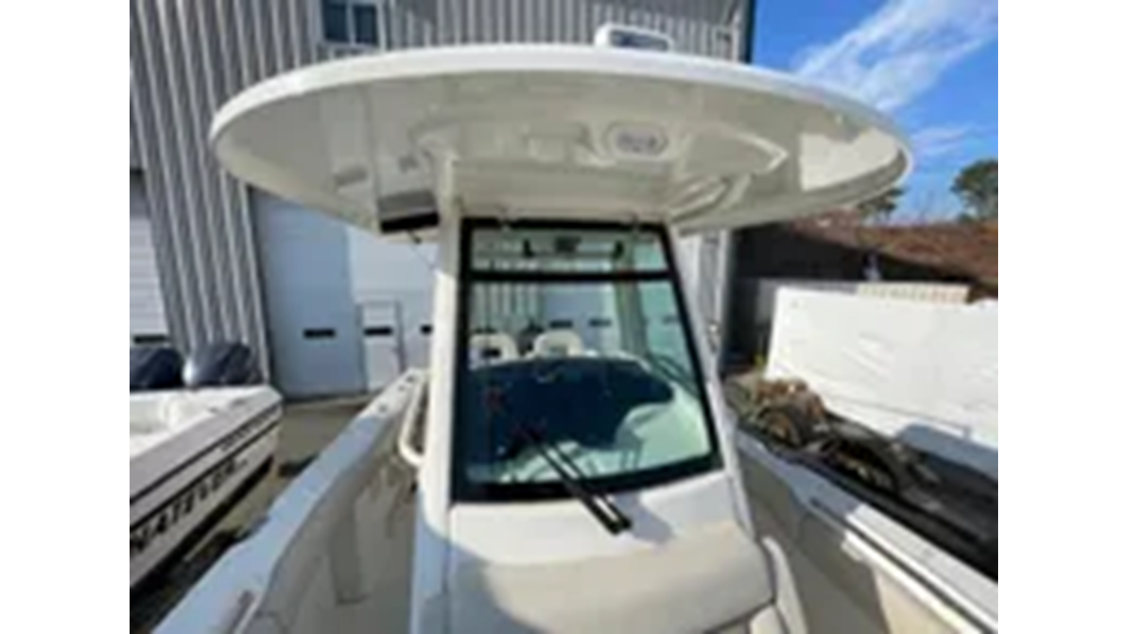 2021-boston-whaler-25-0ab68b