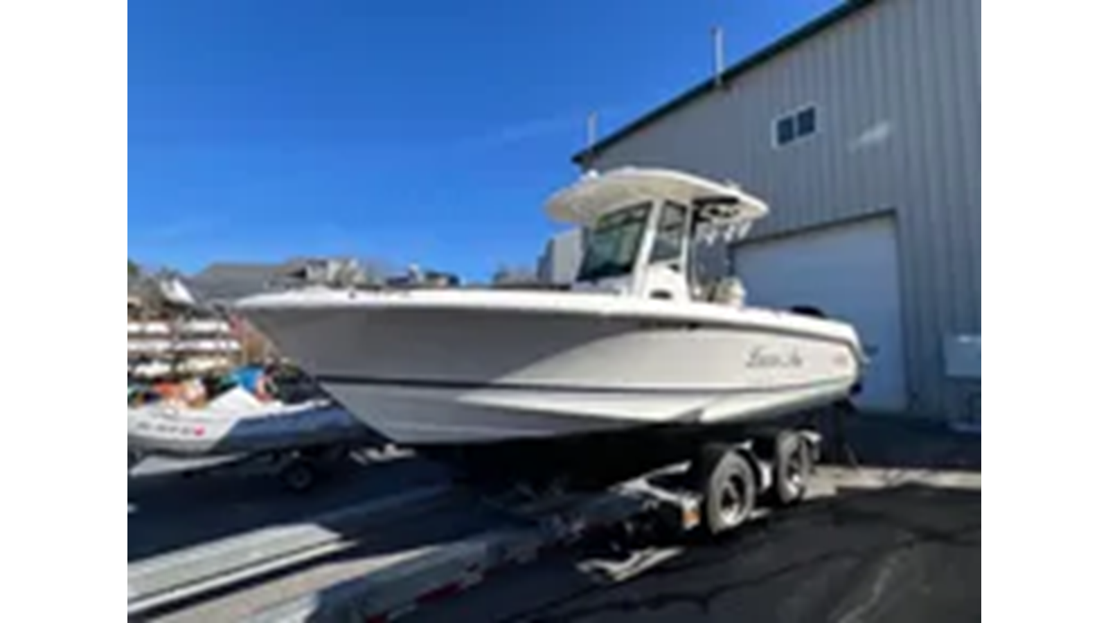 2021-boston-whaler-25-0ab68b