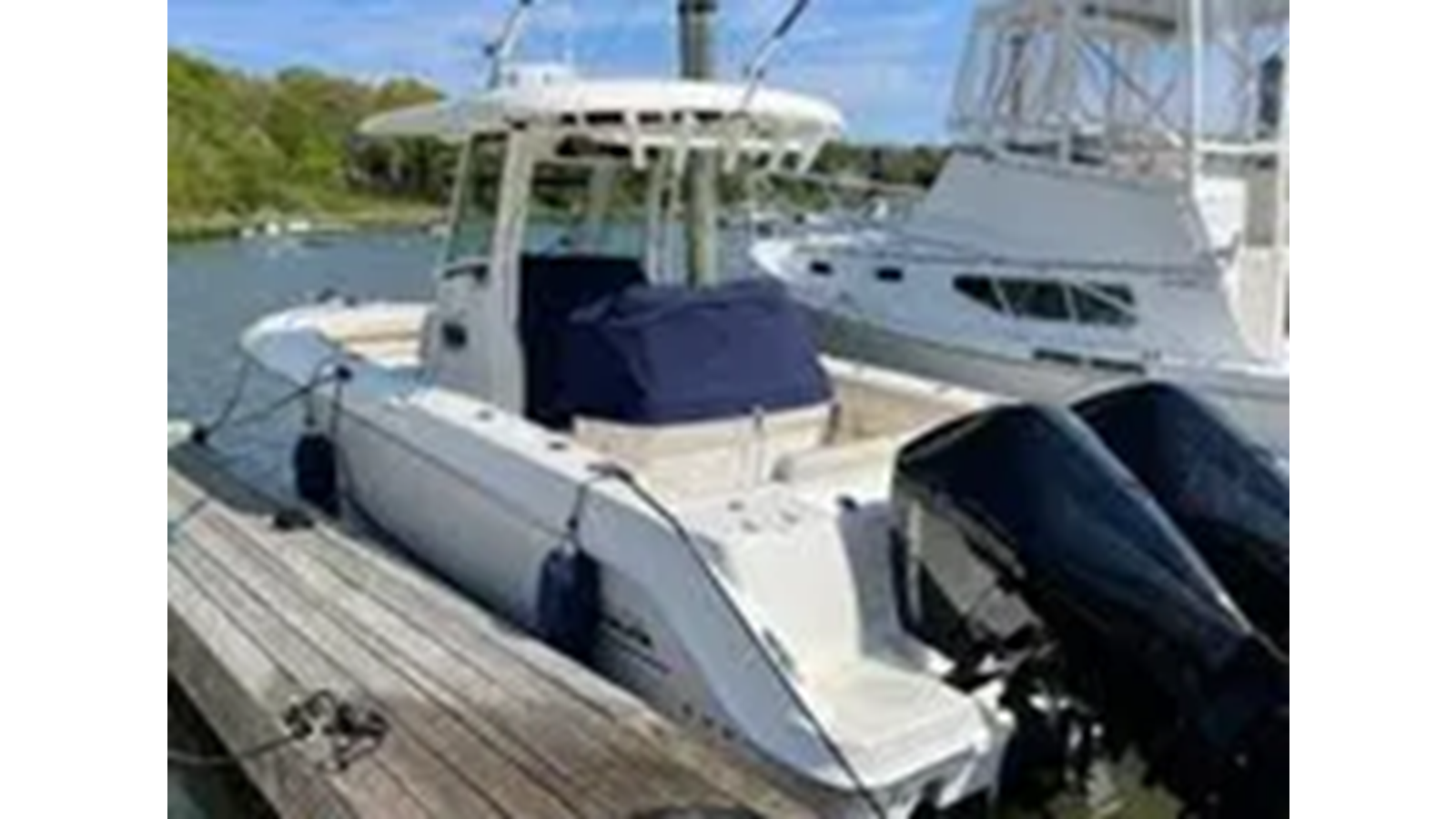 2021-boston-whaler-25-0ab68b