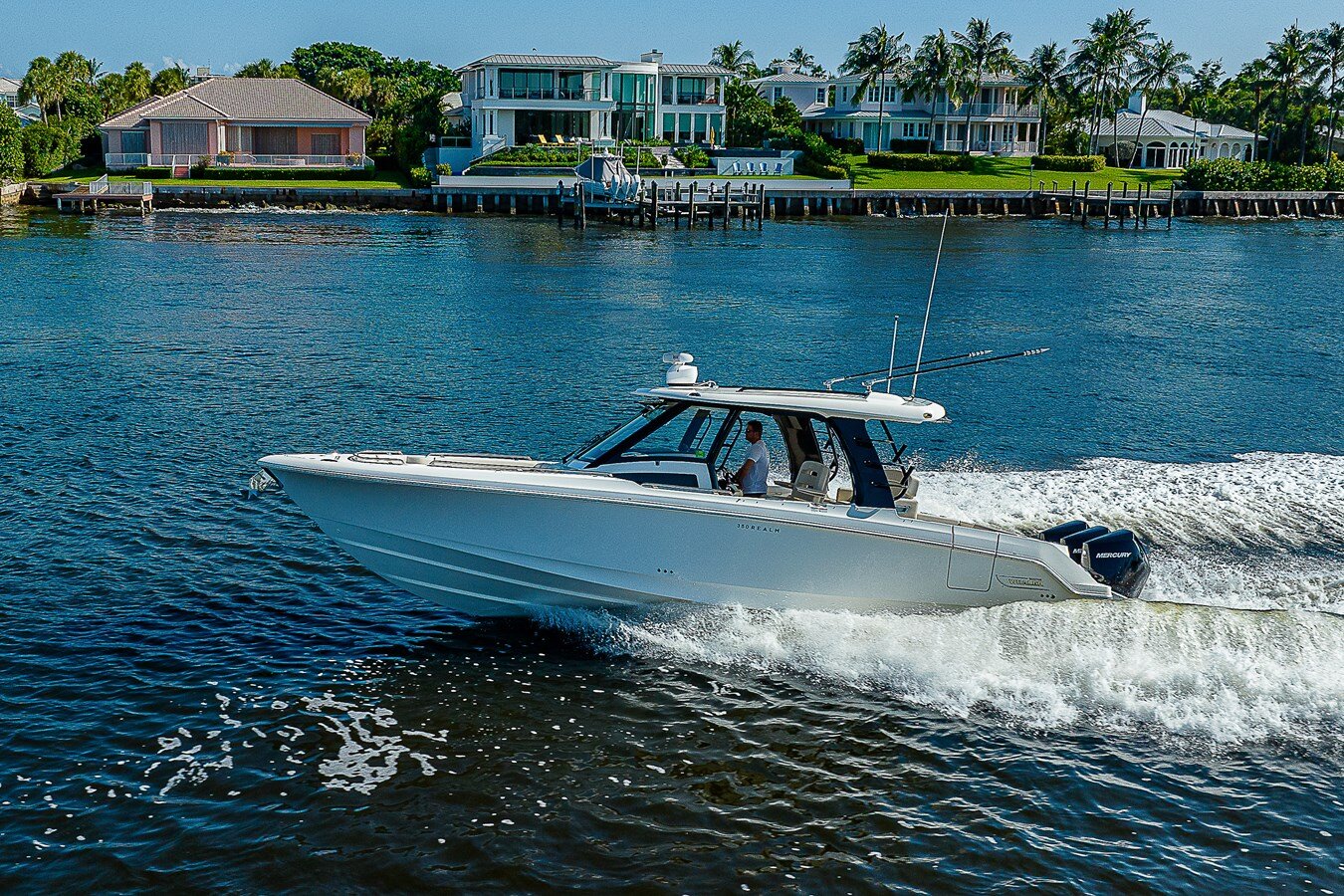 2021-boston-whaler-35-6-c5490e