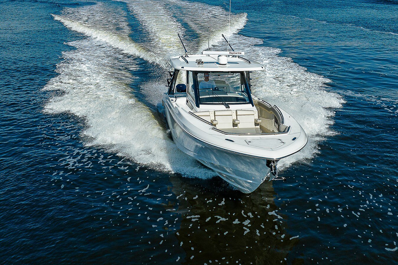 2021-boston-whaler-35-6-c5490e