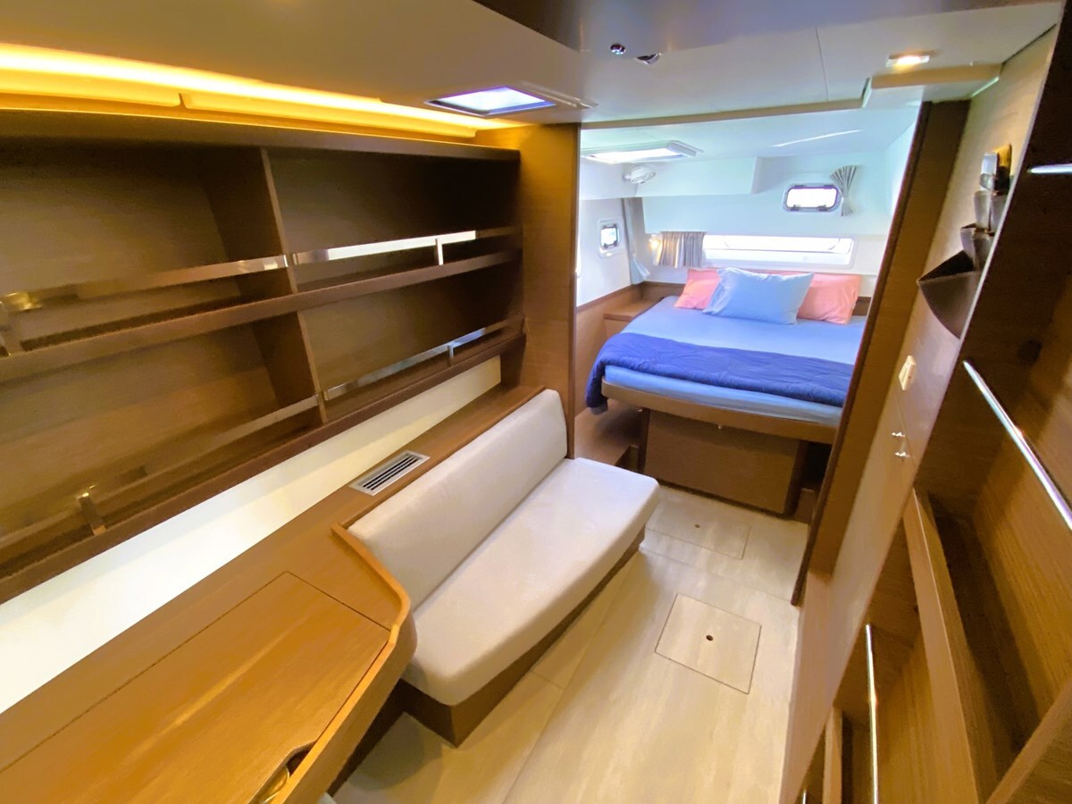 2021-cnb-yachts-42-cd4729