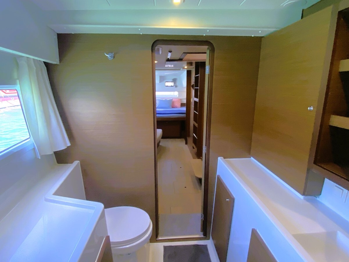 2021-cnb-yachts-42-cd4729