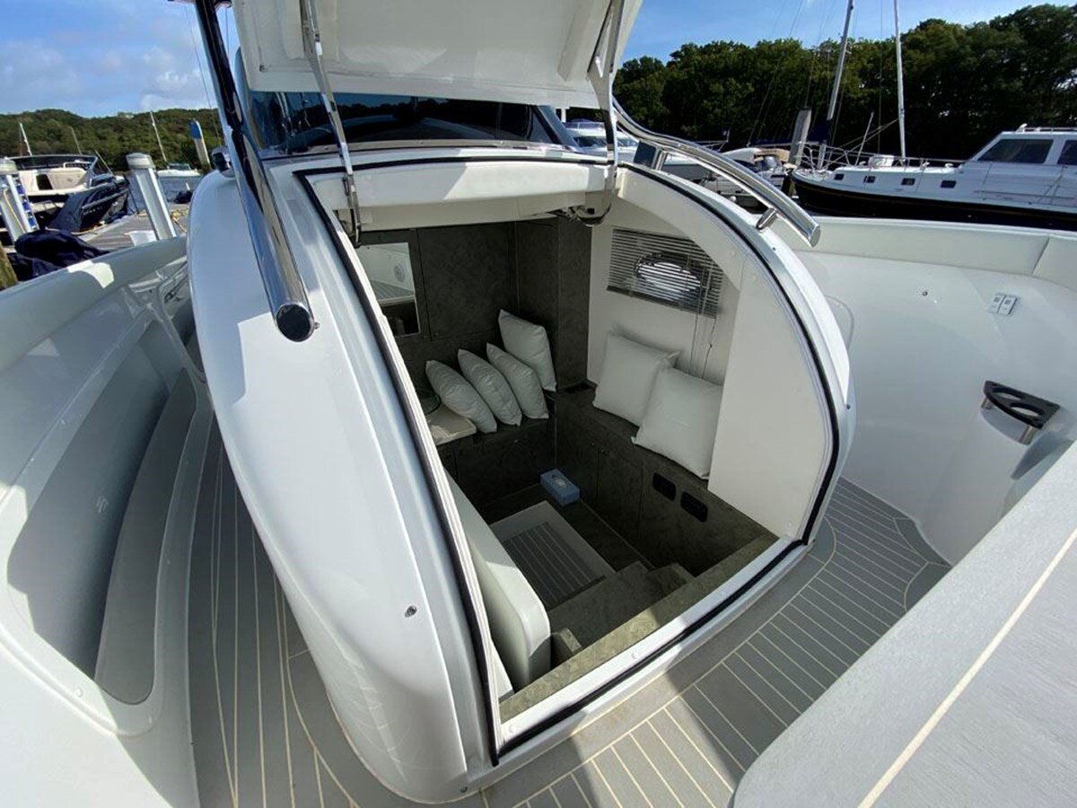 2021-comitti-32-6-c3e3c1