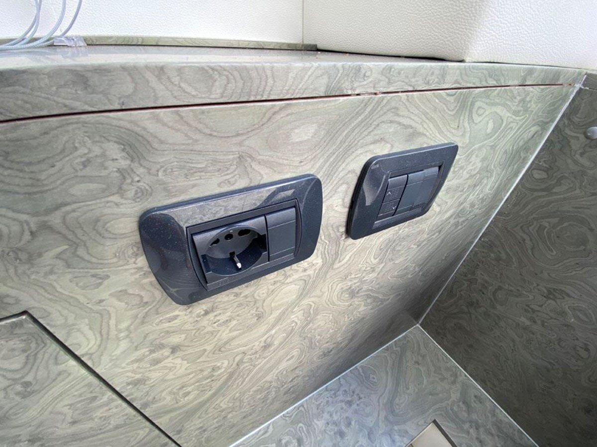 2021-comitti-32-6-c3e3c1