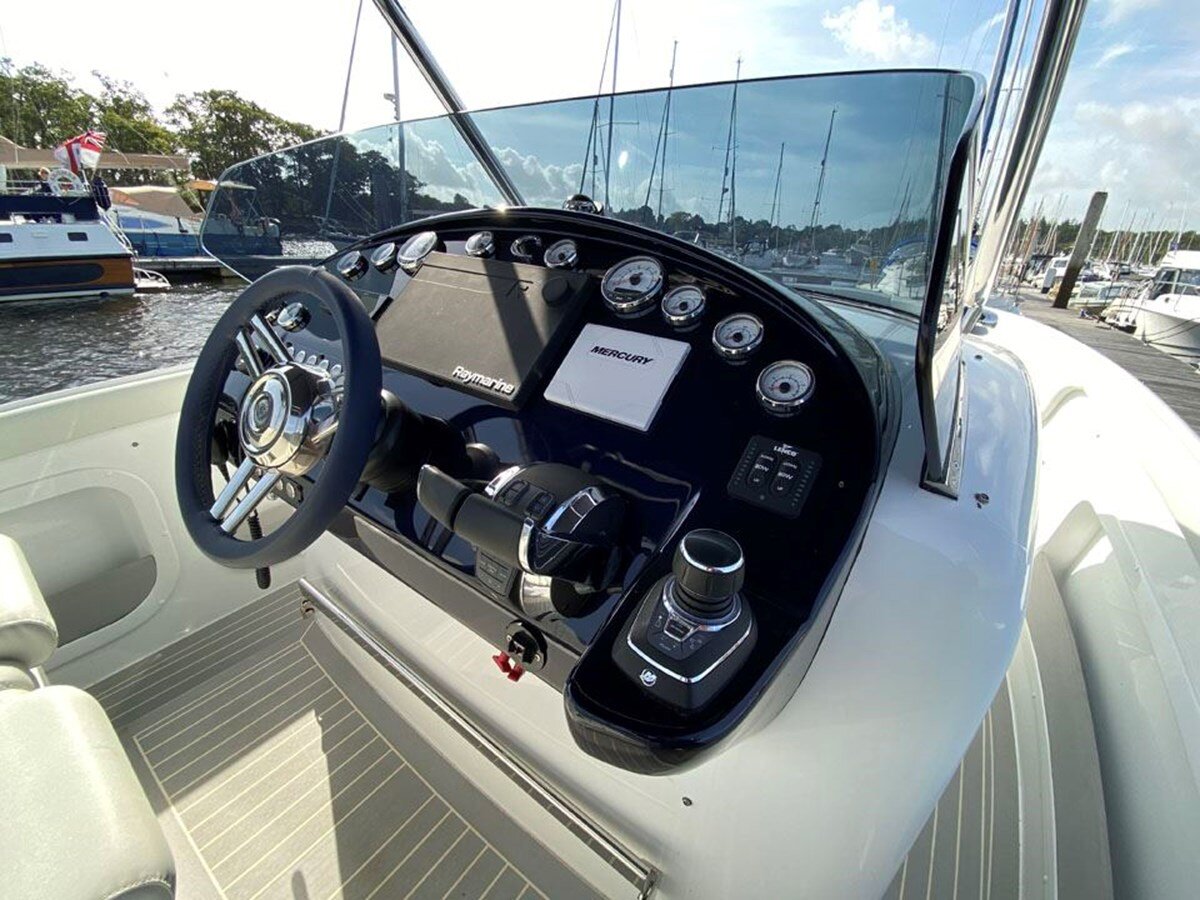 2021-comitti-32-6-c3e3c1