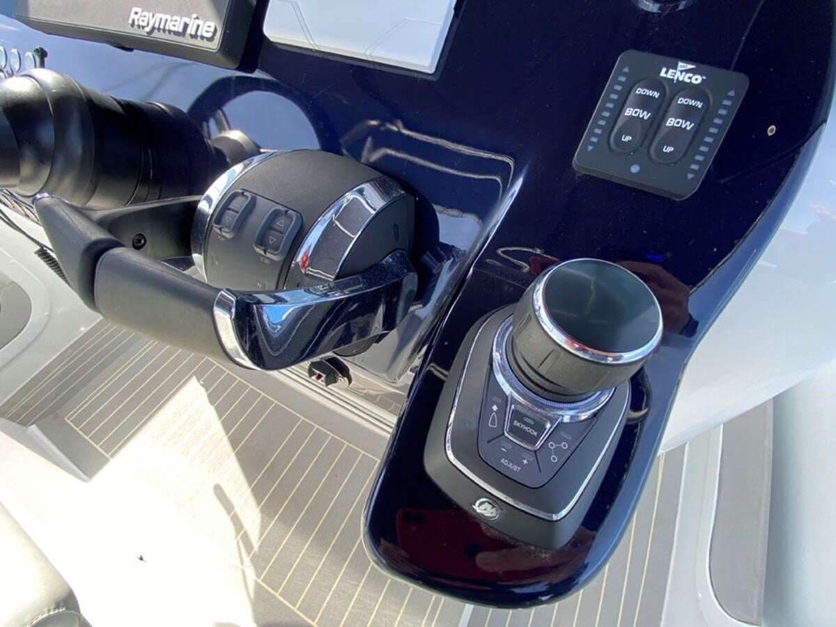 2021-comitti-32-6-c3e3c1