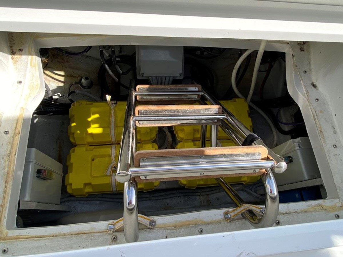 2021-comitti-32-6-c3e3c1