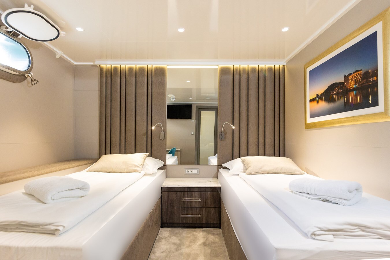 2021-custom-160-10-887aef