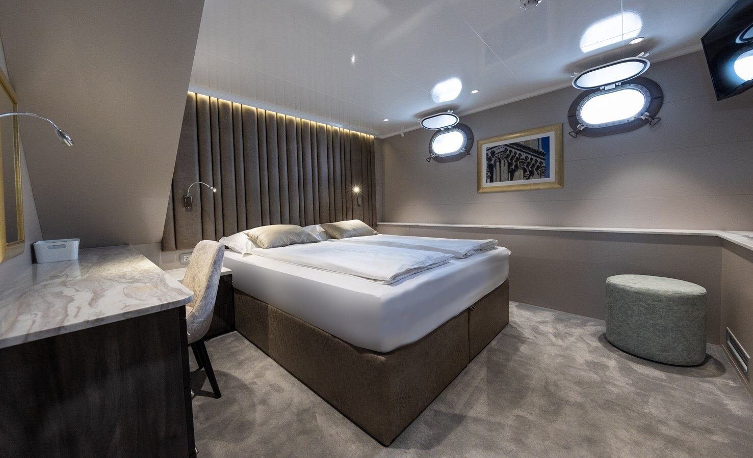 2021-custom-160-10-887aef