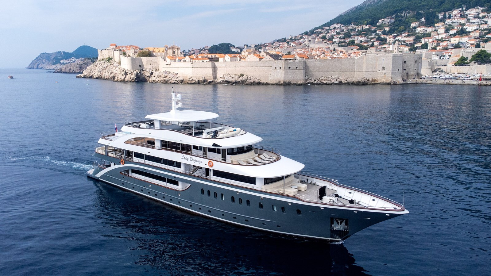 2021-custom-160-10-887aef