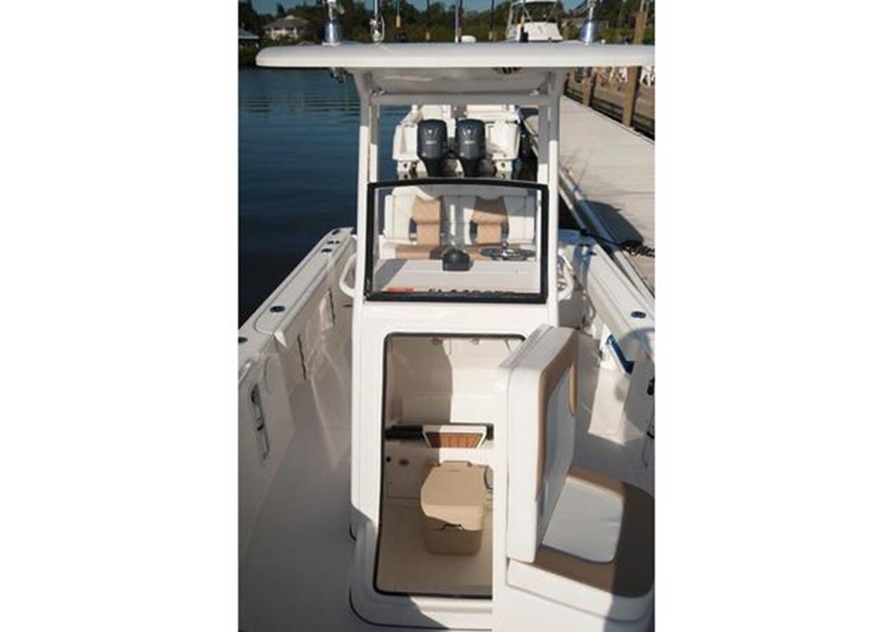 2021-edgewater-24-6-19837e