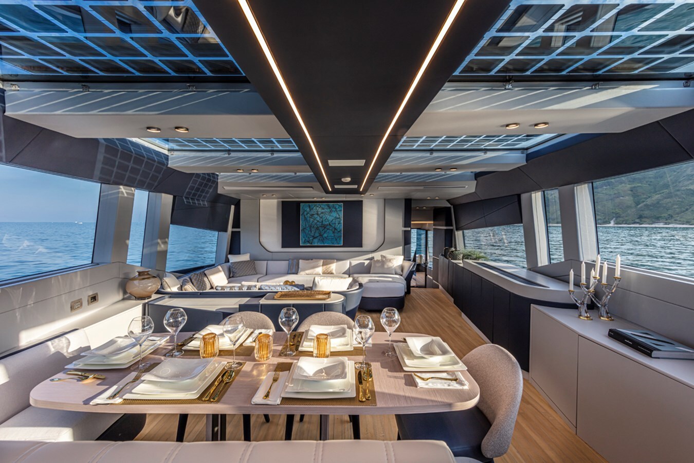 2021-extra-yachts-85-4-5f8829