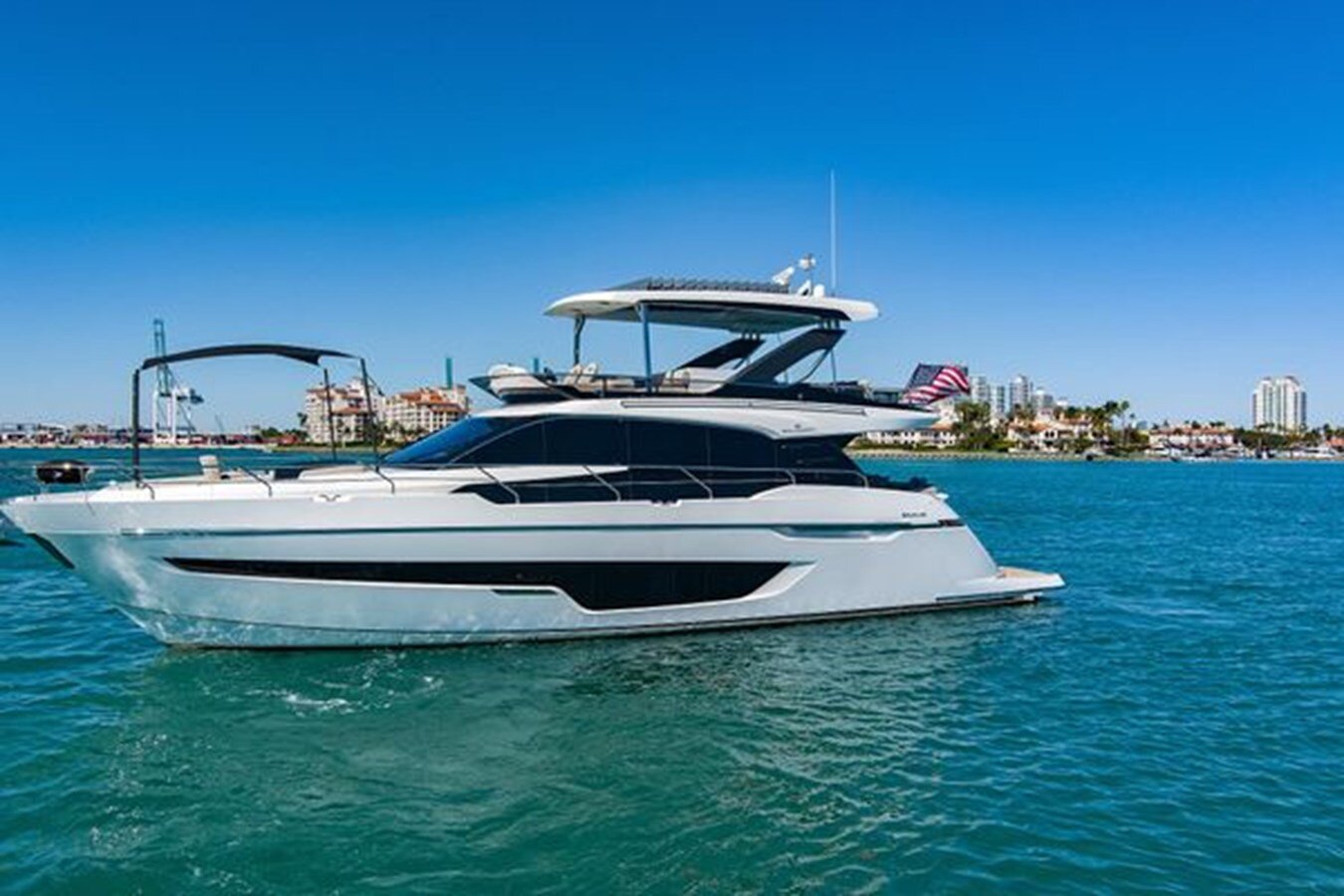 2021-fairline-68-2a6783