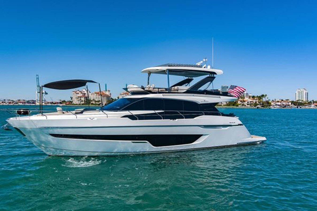 2021-fairline-68-2a6783