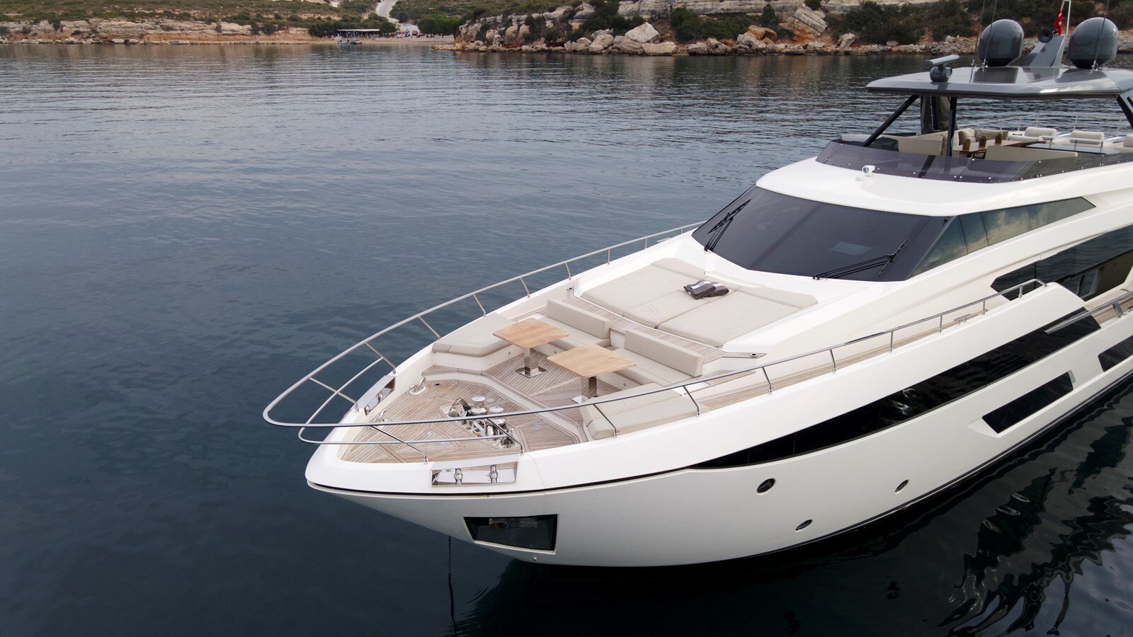 2021-ferretti-yachts-93-6-428e89