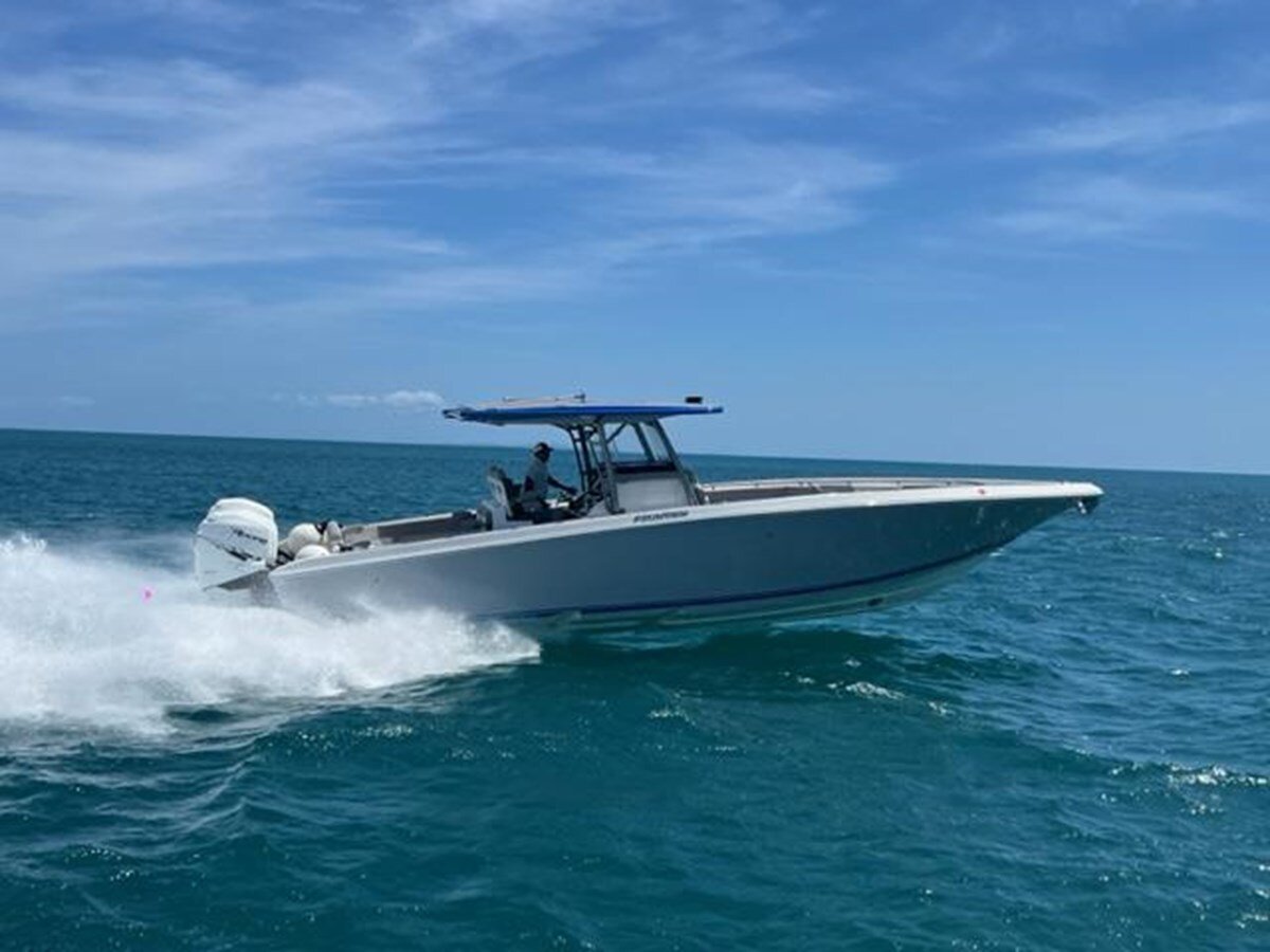 2021-fountain-38-7331f2