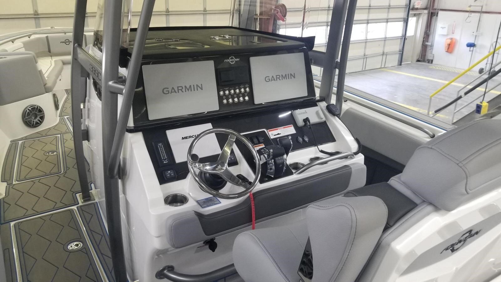 2021-fountain-38-7331f2