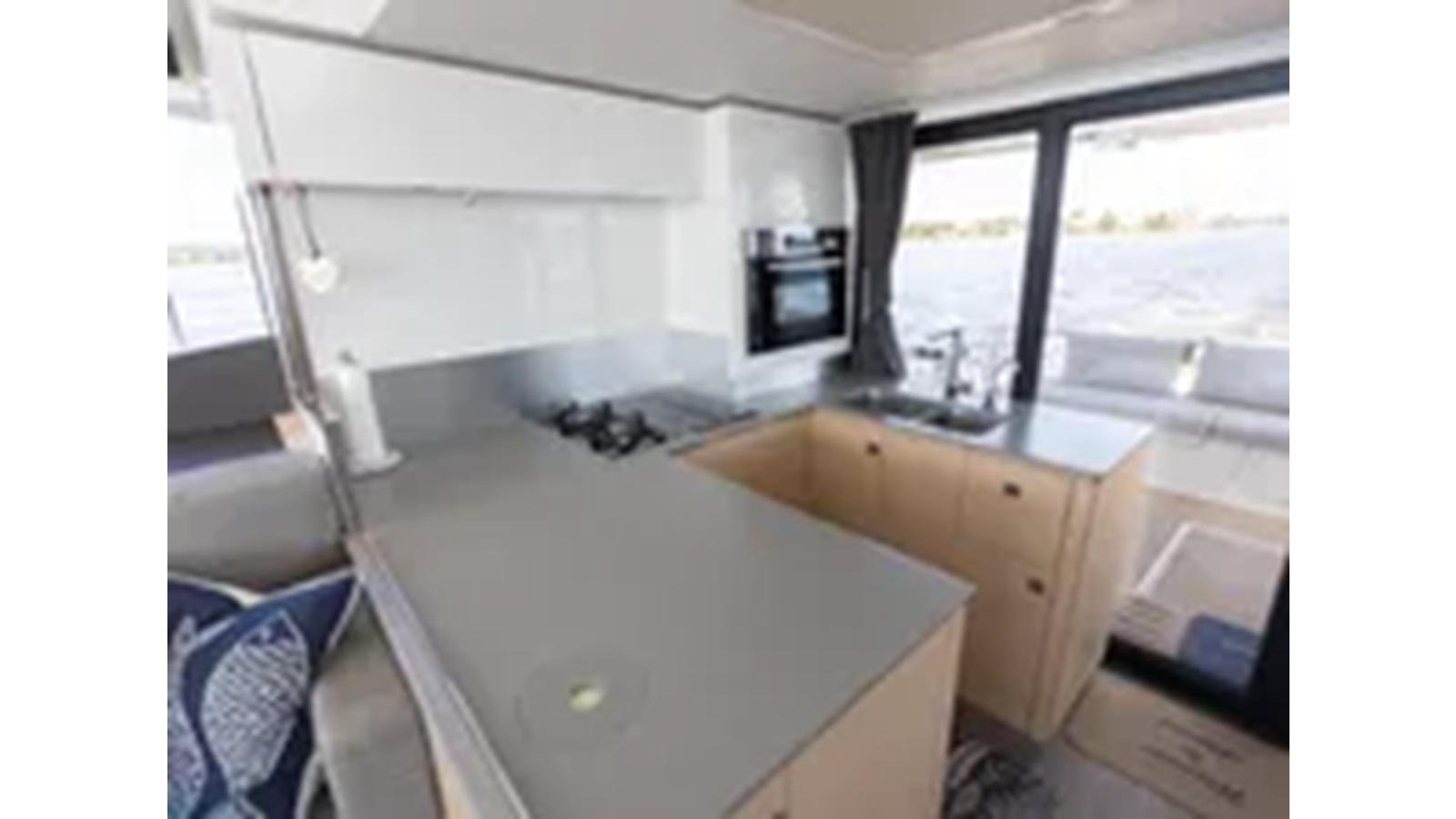 2021-fountaine-pajot-44-4ec18d