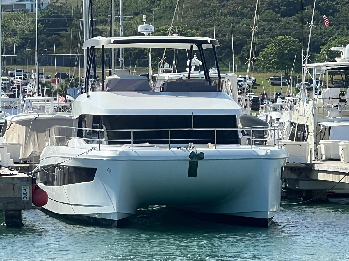 2021-fountaine-pajot-44-9f0a49