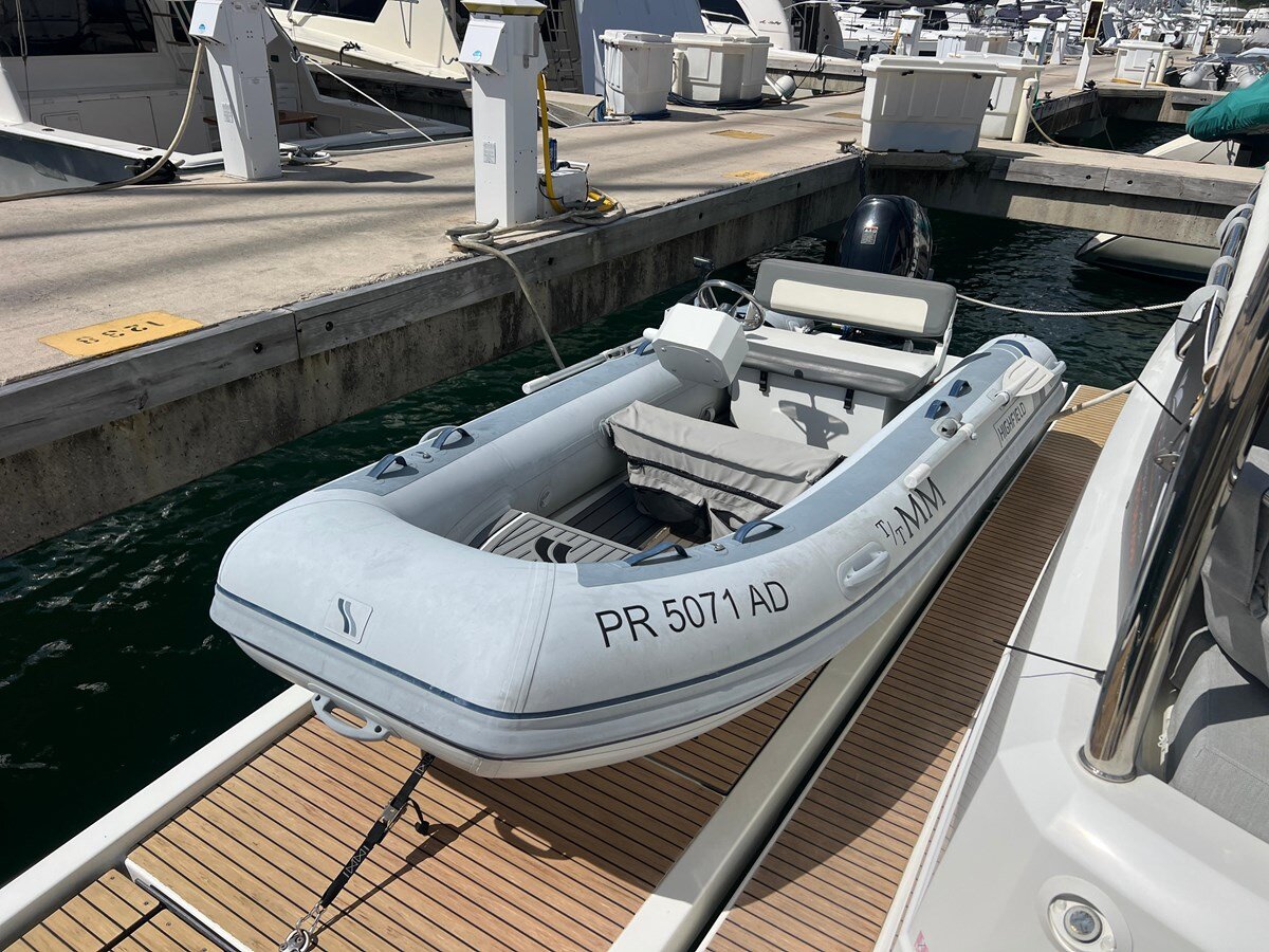 2021-fountaine-pajot-44-9f0a49