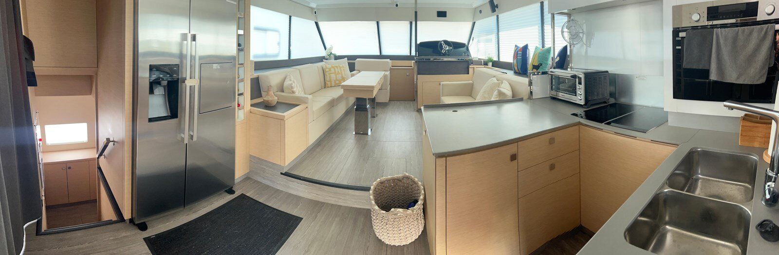 2021-fountaine-pajot-44-9f0a49