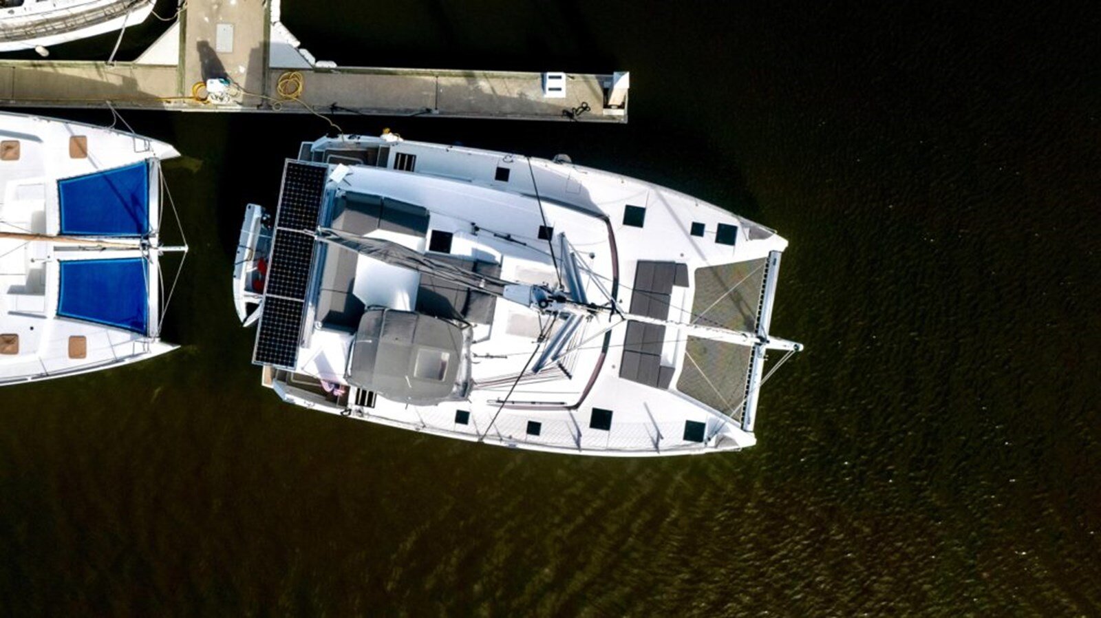 2021-fountaine-pajot-45-d2dfa4