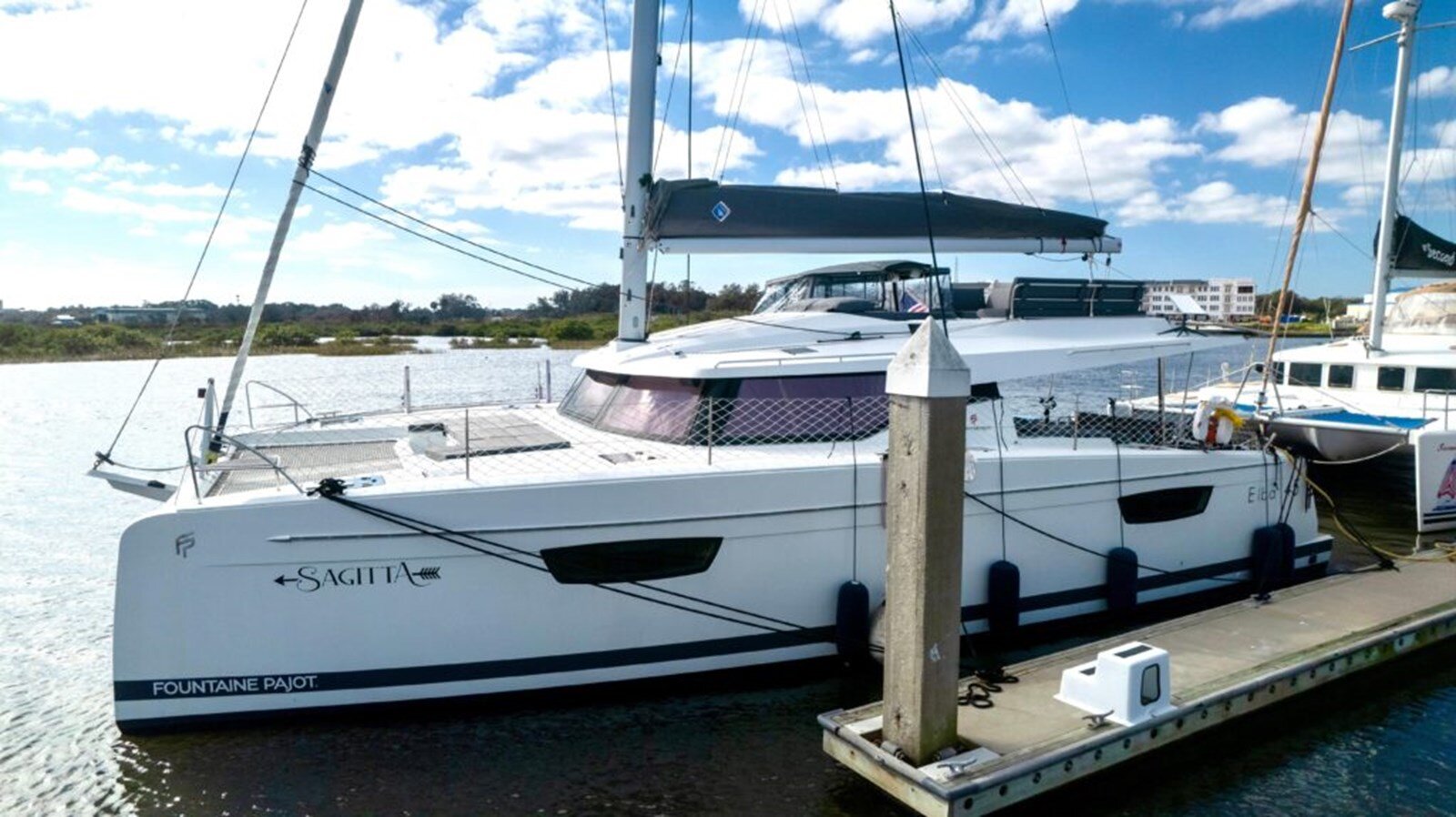 2021-fountaine-pajot-45-d2dfa4