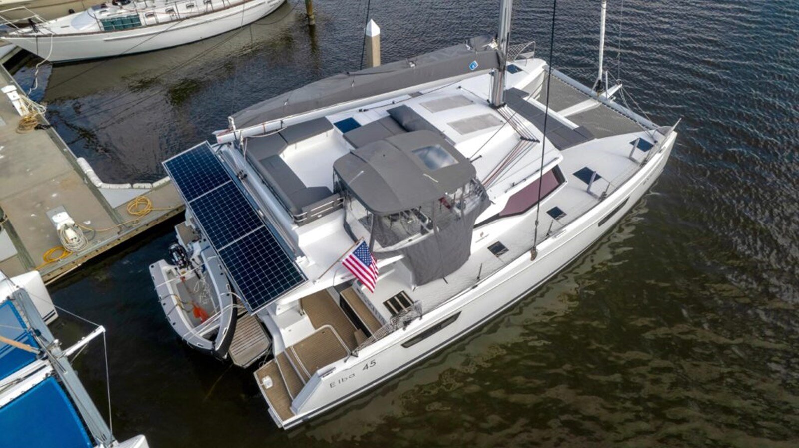 2021-fountaine-pajot-45-d2dfa4