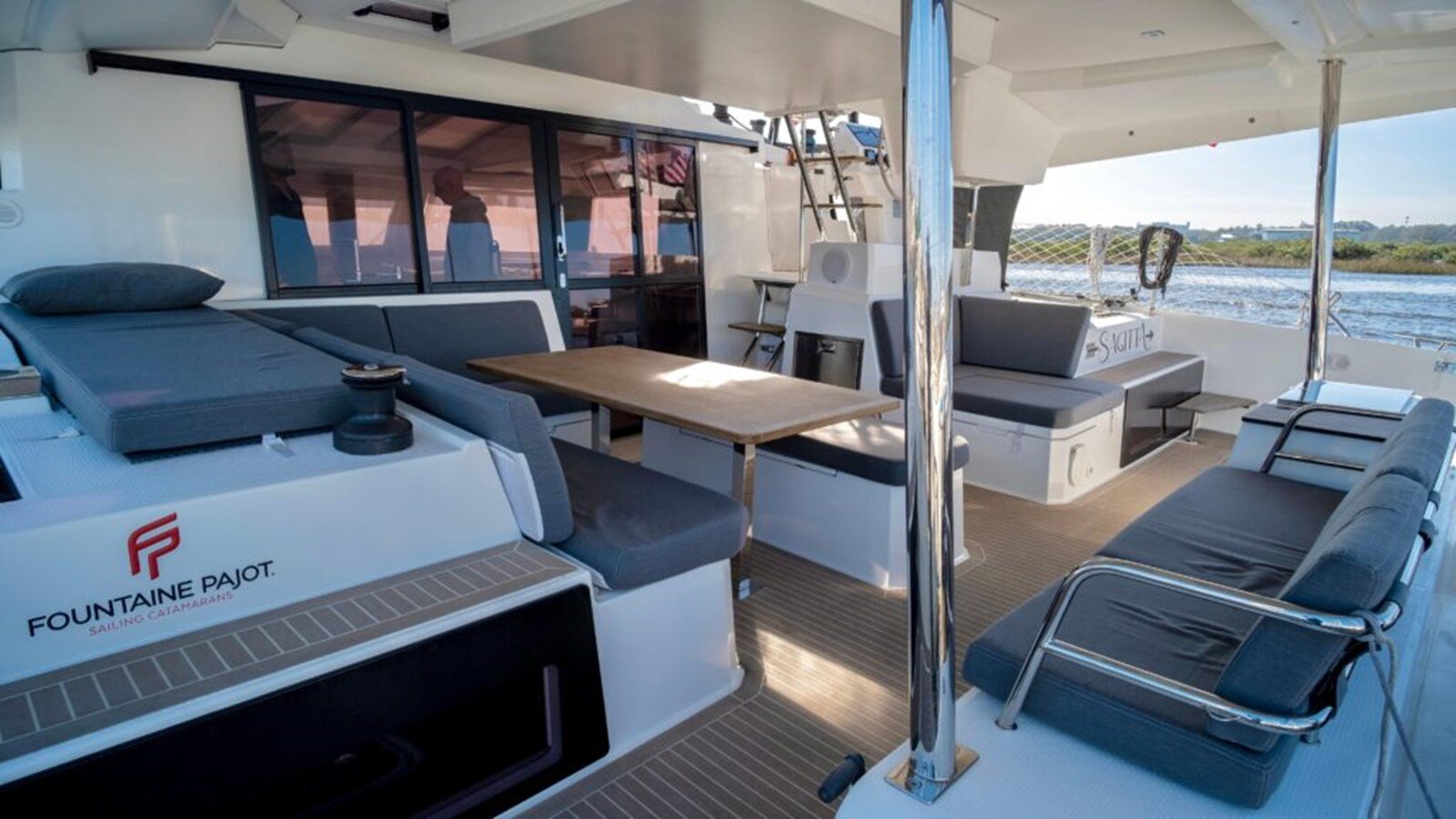 2021-fountaine-pajot-45-d2dfa4