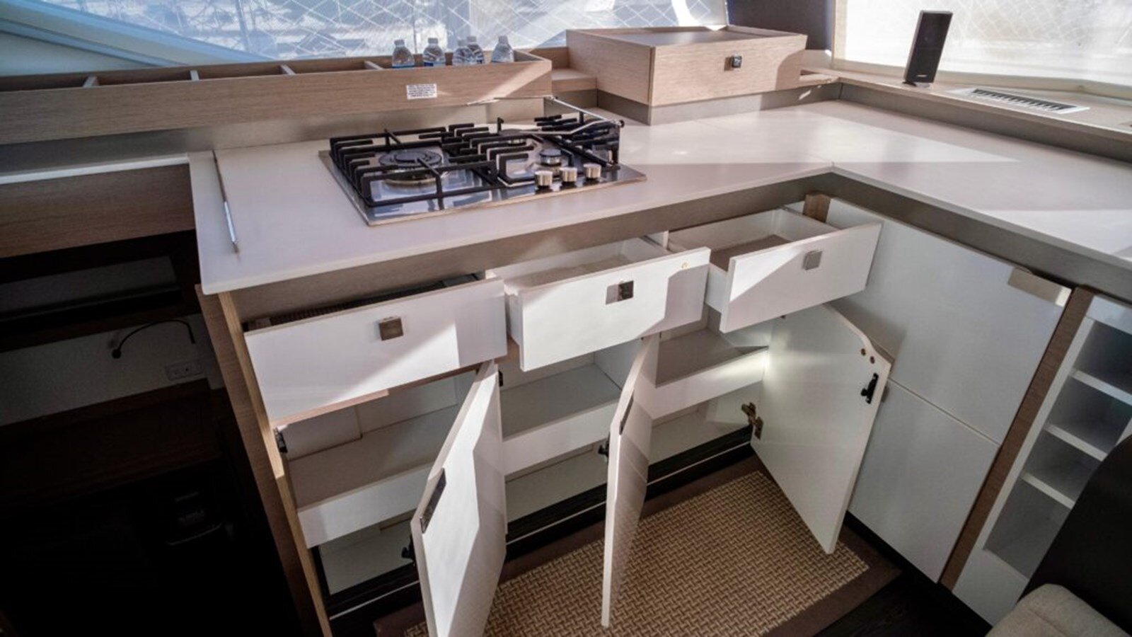 2021-fountaine-pajot-45-d2dfa4