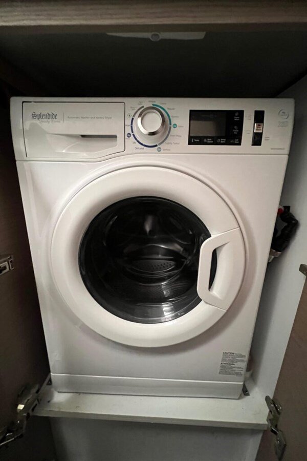 2021-fountaine-pajot-45-d2dfa4