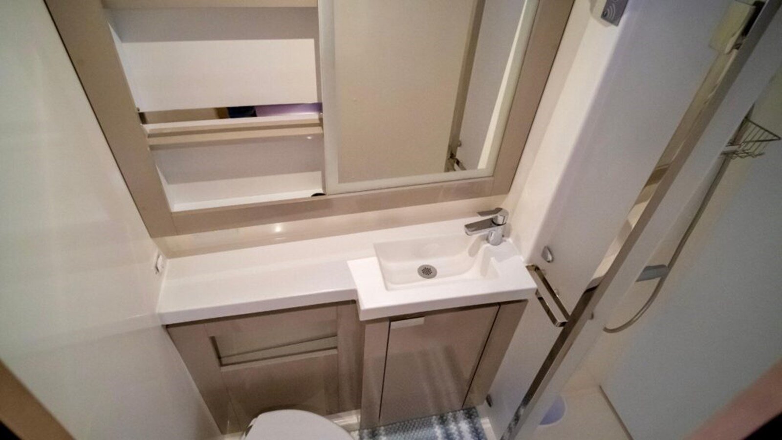 2021-fountaine-pajot-45-d2dfa4