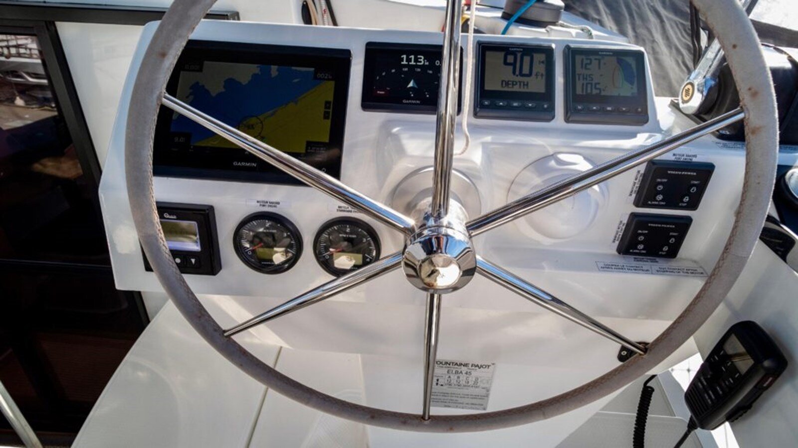 2021-fountaine-pajot-45-d2dfa4