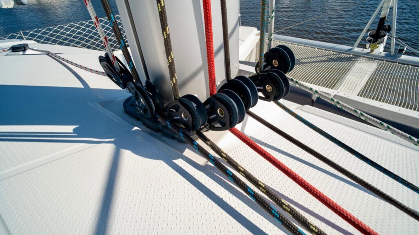 2021-fountaine-pajot-45-d2dfa4