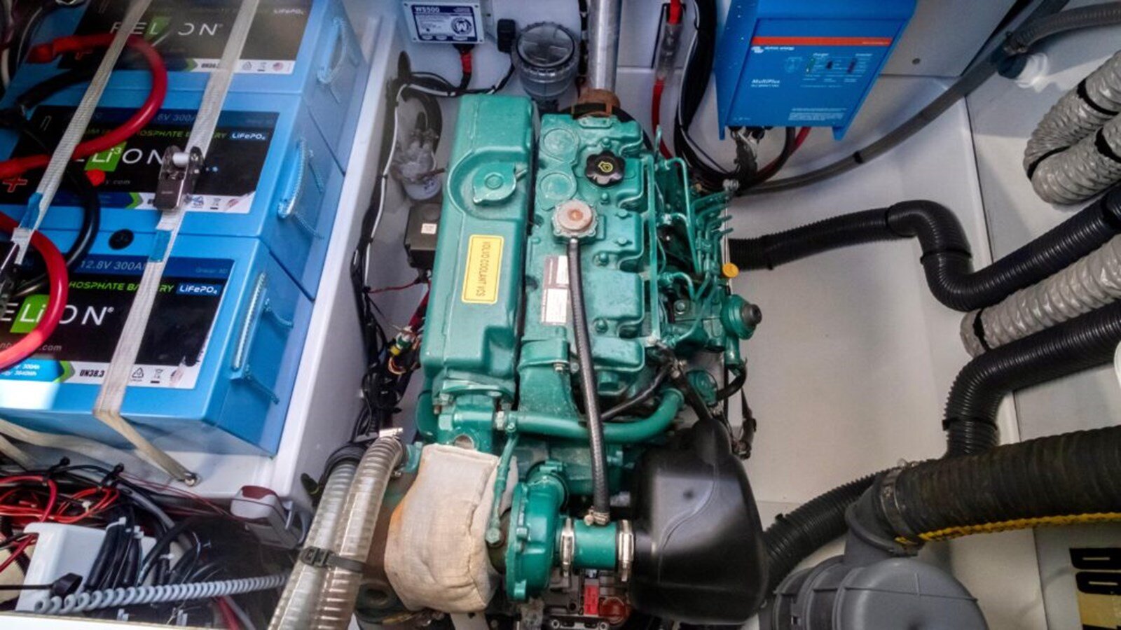 2021-fountaine-pajot-45-d2dfa4