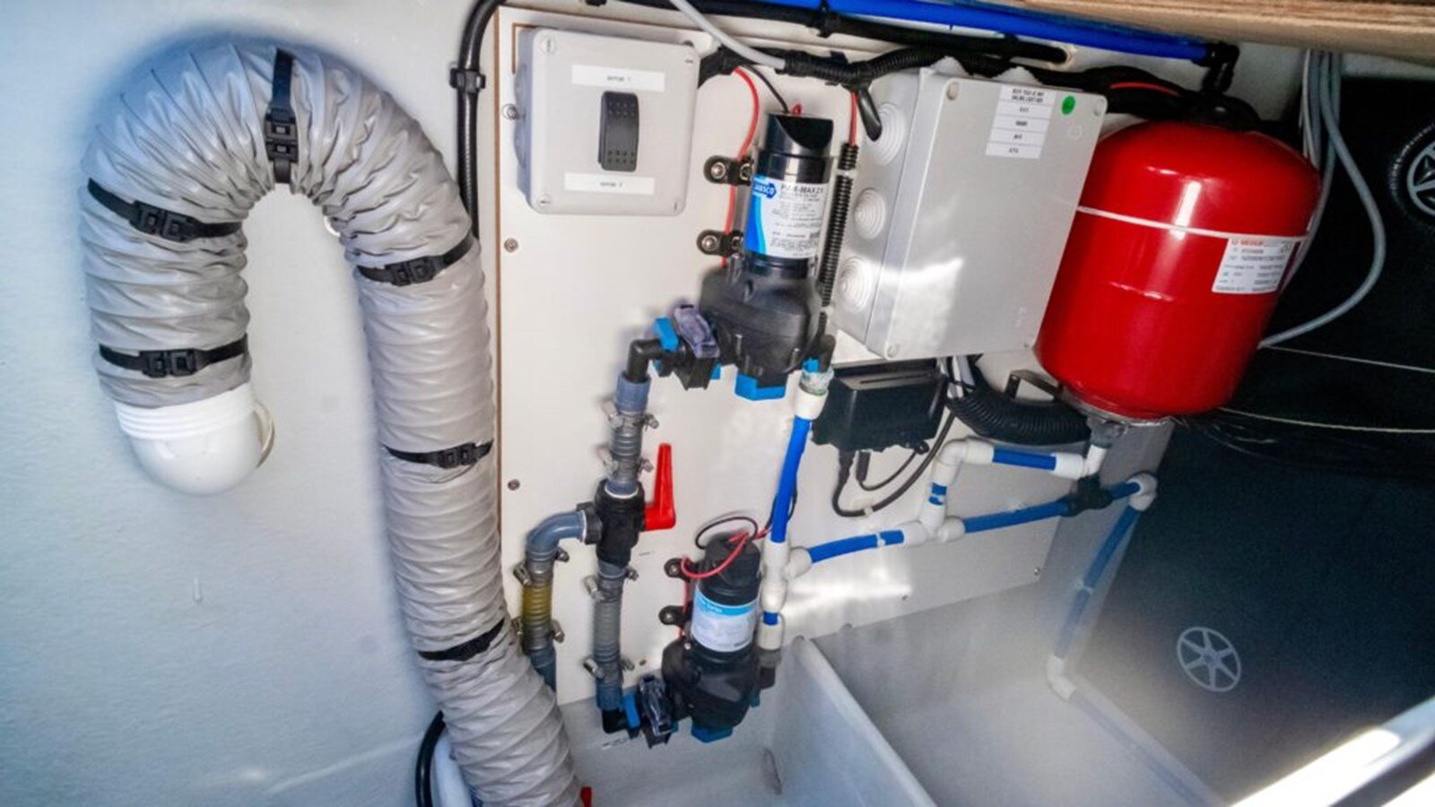 2021-fountaine-pajot-45-d2dfa4