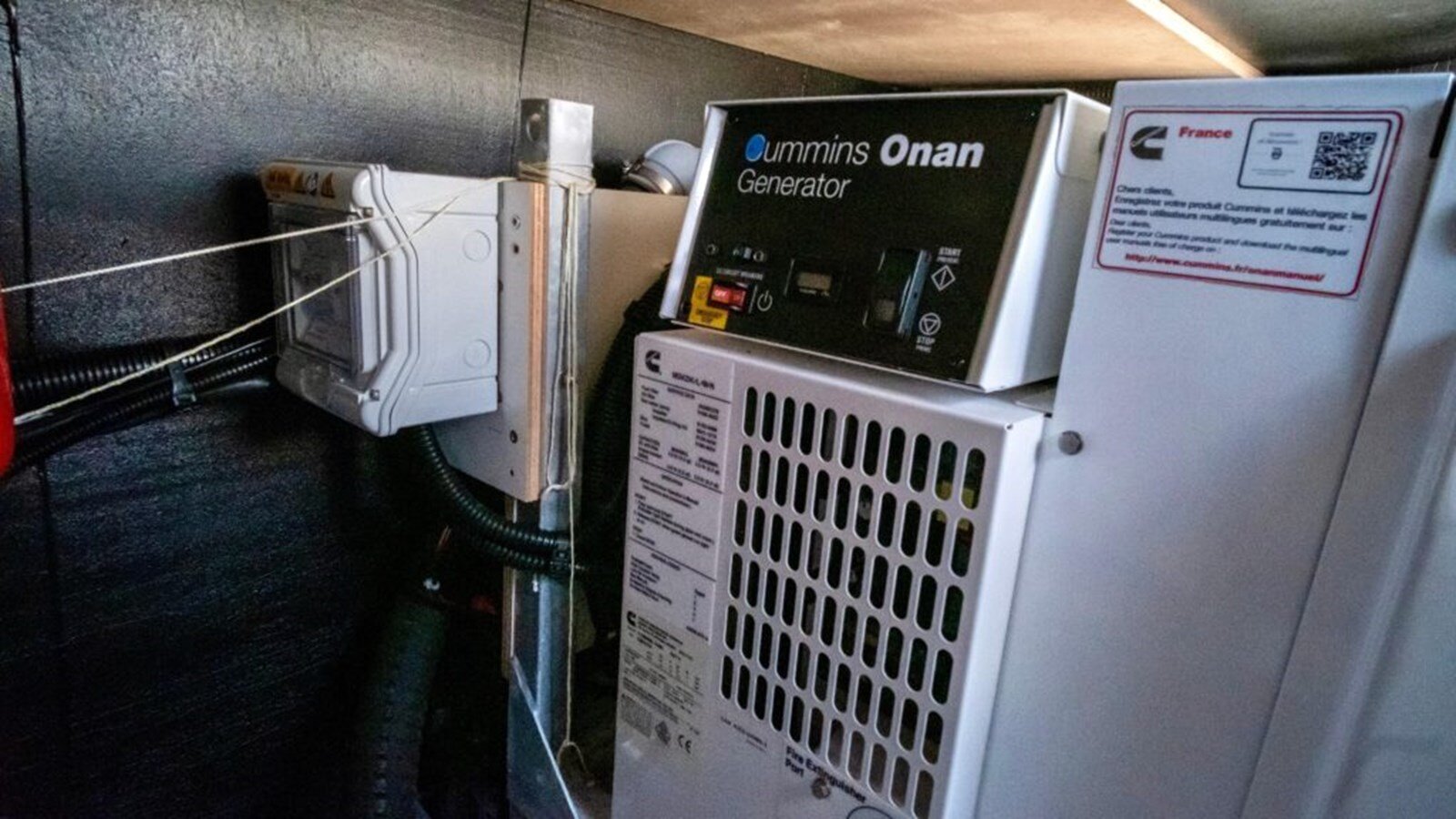 2021-fountaine-pajot-45-d2dfa4