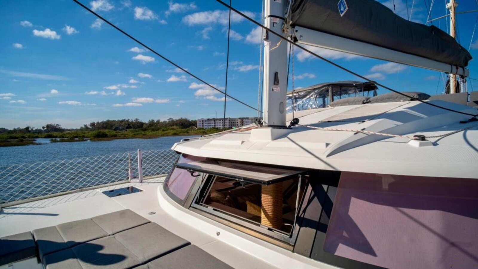 2021-fountaine-pajot-45-d2dfa4