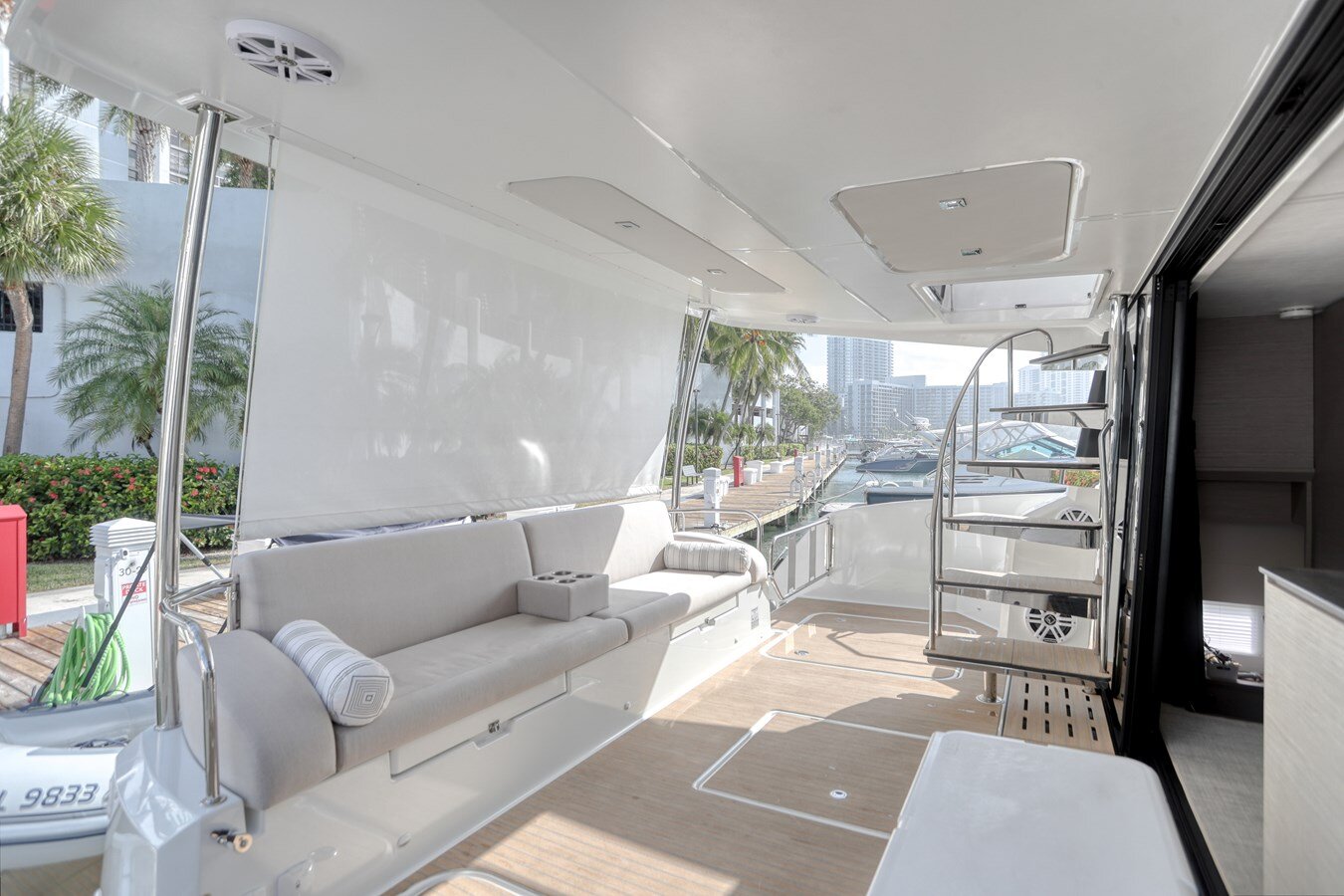 2021-fountaine-pajot-50-7-d7f7ac
