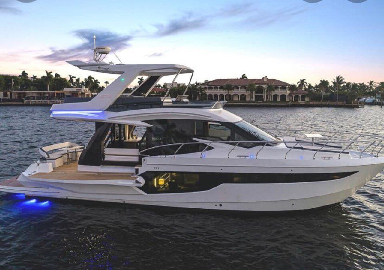 2021-galeon-47-5-5ac28e