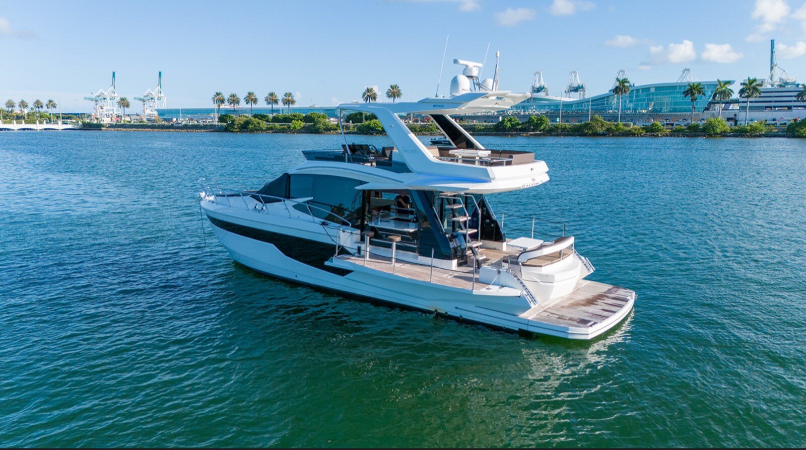 2021-galeon-53-c475cf