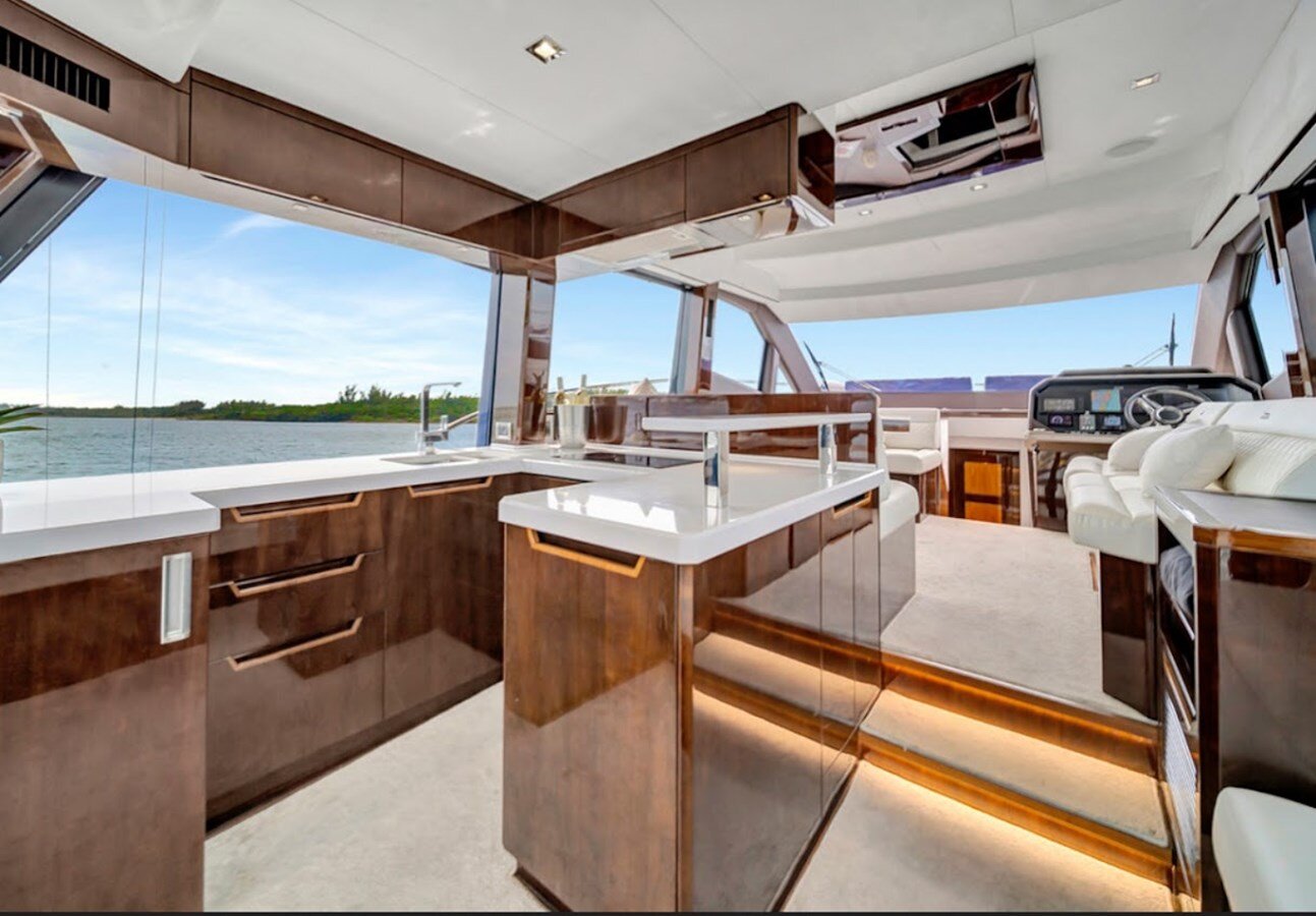 2021 GALEON 53'