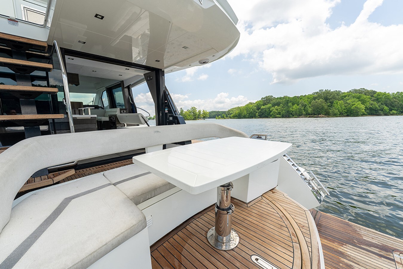 2021-galeon-yachts-50-935067