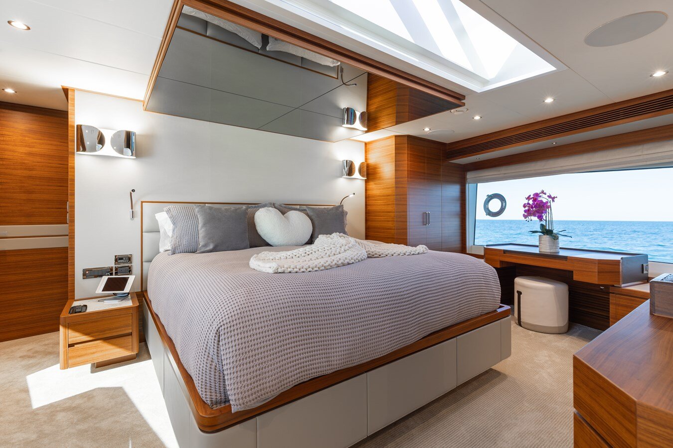 2021-horizon-yacht-94-8eae2c