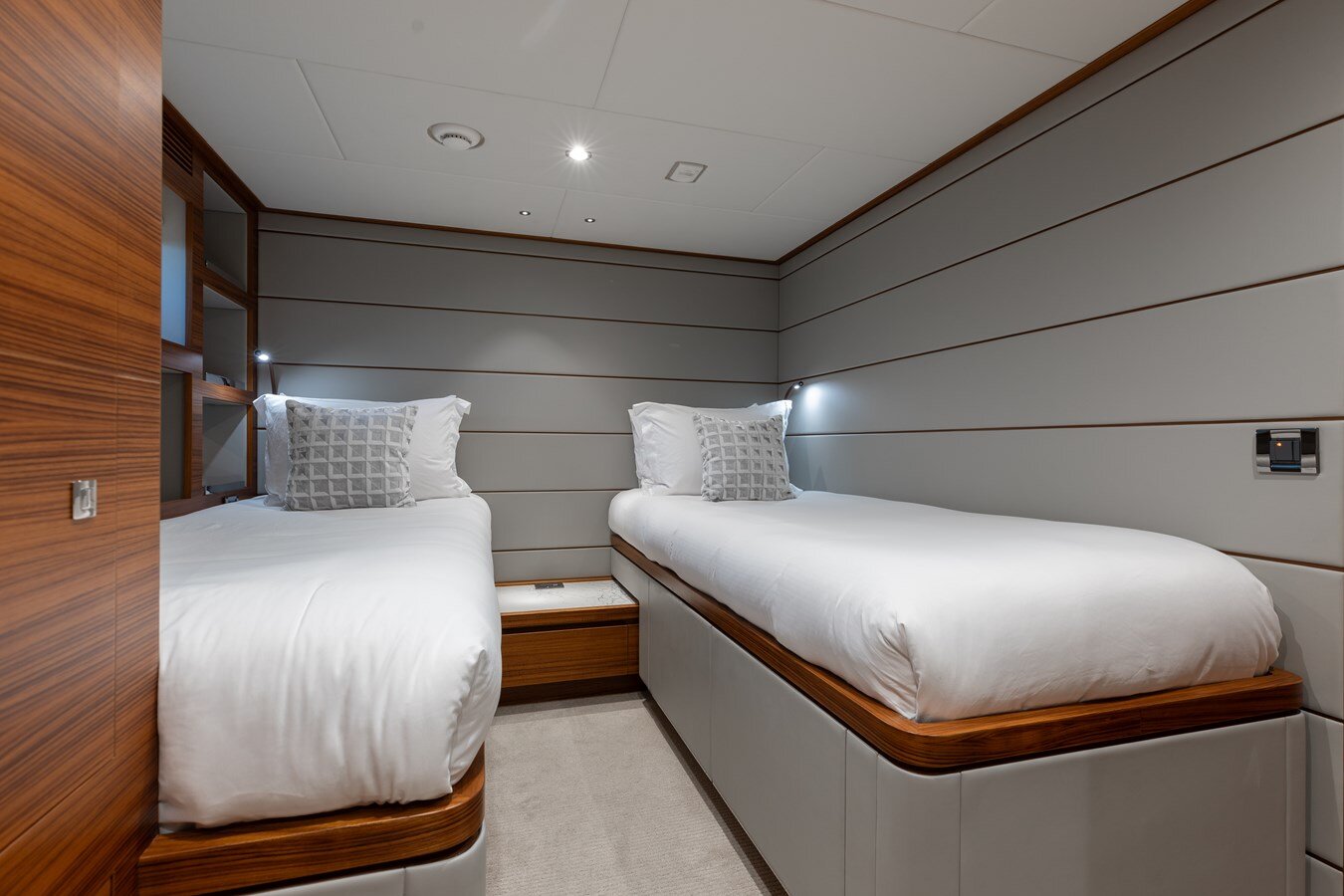 2021-horizon-yacht-94-8eae2c