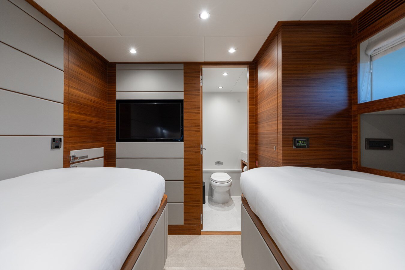 2021-horizon-yacht-94-8eae2c