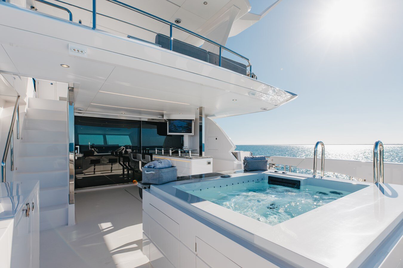 2021-horizon-yacht-94-8eae2c