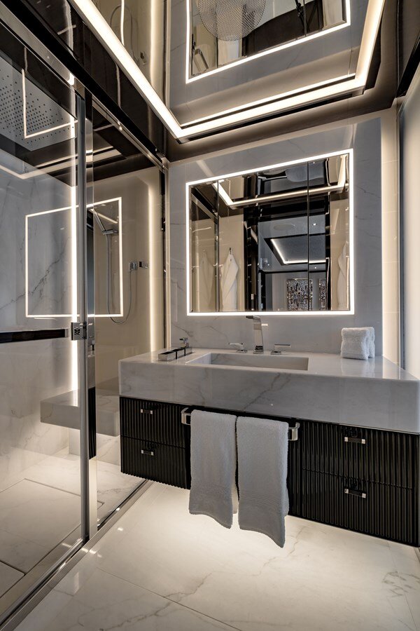 2021-isa-yachts-213-3-a5a497